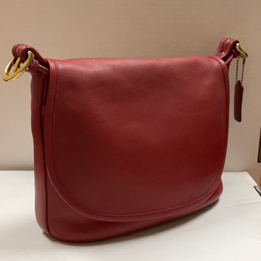 Coach  Vintage 4150 Red Fletcher Saddle Flap Shoulder/Crossbody Bag Made in USA